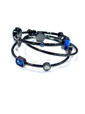 CHICO’s Polished Gunmetal & Mixed Blue Gemstone Bangle Set (set of 3) NEW